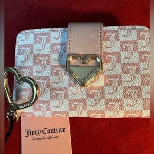 Juicy Couture NWT small wallet with key clip